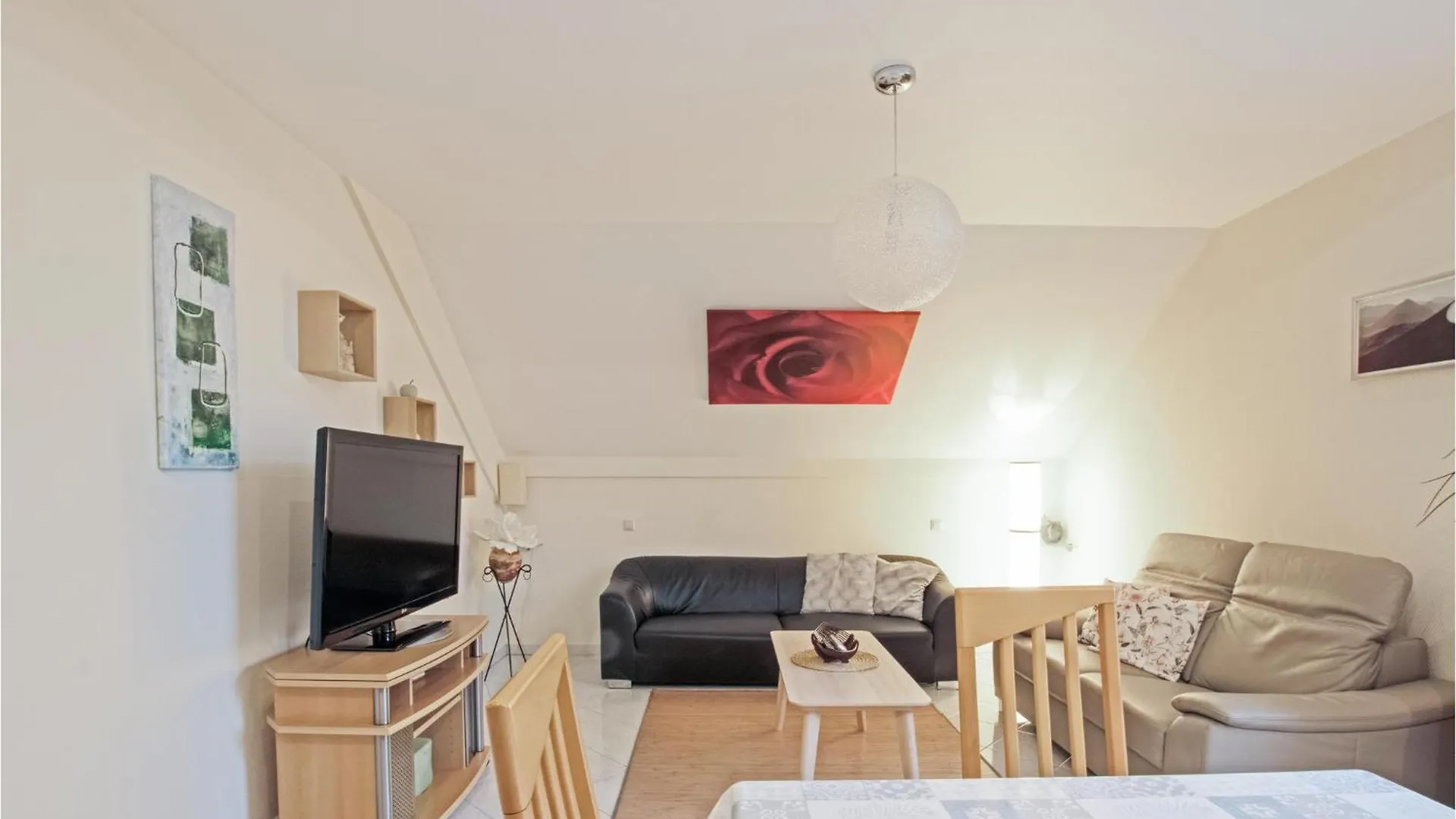 2 Bedroom Amazing Apartment In Erpeldange-Remich Erpeldange-lez-Bous