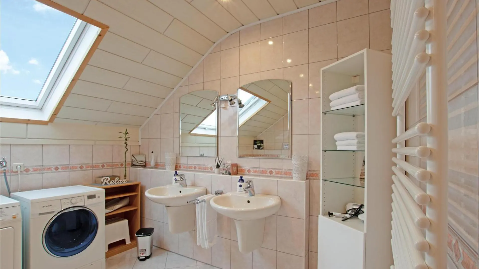 2 Bedroom Amazing Apartment In Erpeldange-Remich